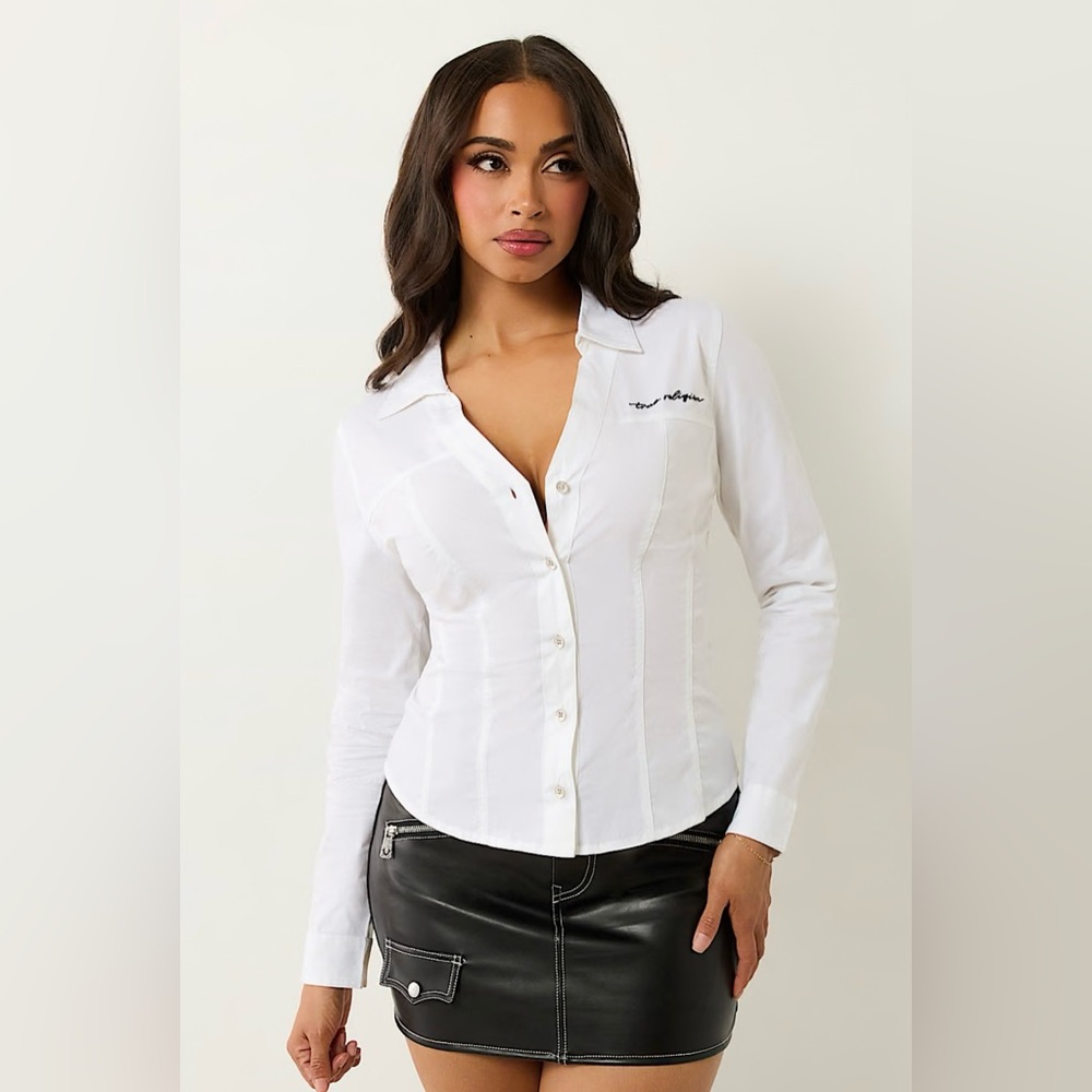 NWT True Religion Poplin Embroidered Logo V-Neck Shirt | Size: M | Optic White